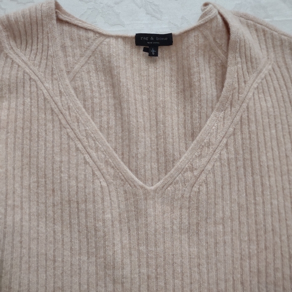 Rag & Bone rib knit v-neck merino wool sweater - Picture 8 of 13